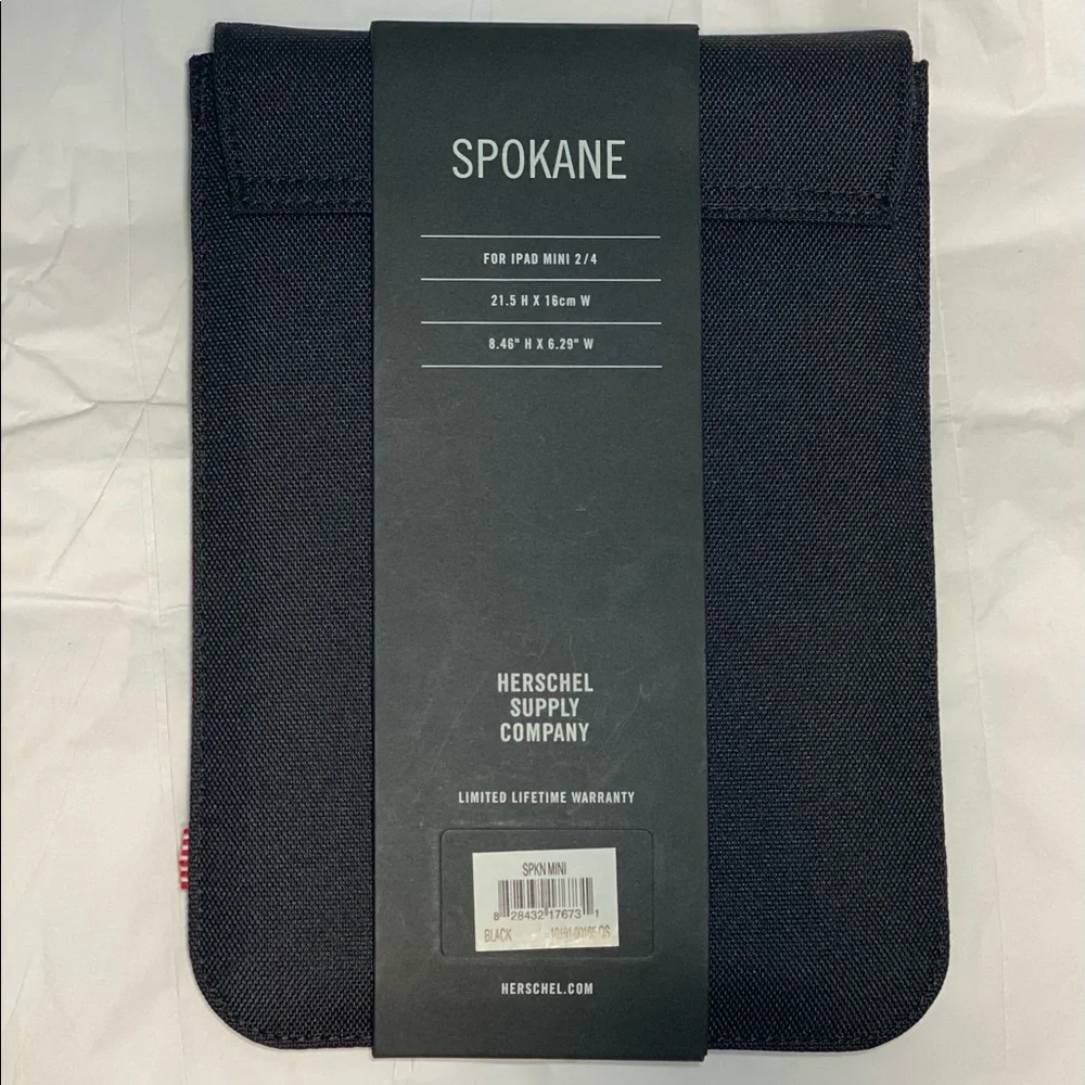Herschel Supply Company | Spokane Sleeve (black) | NWT